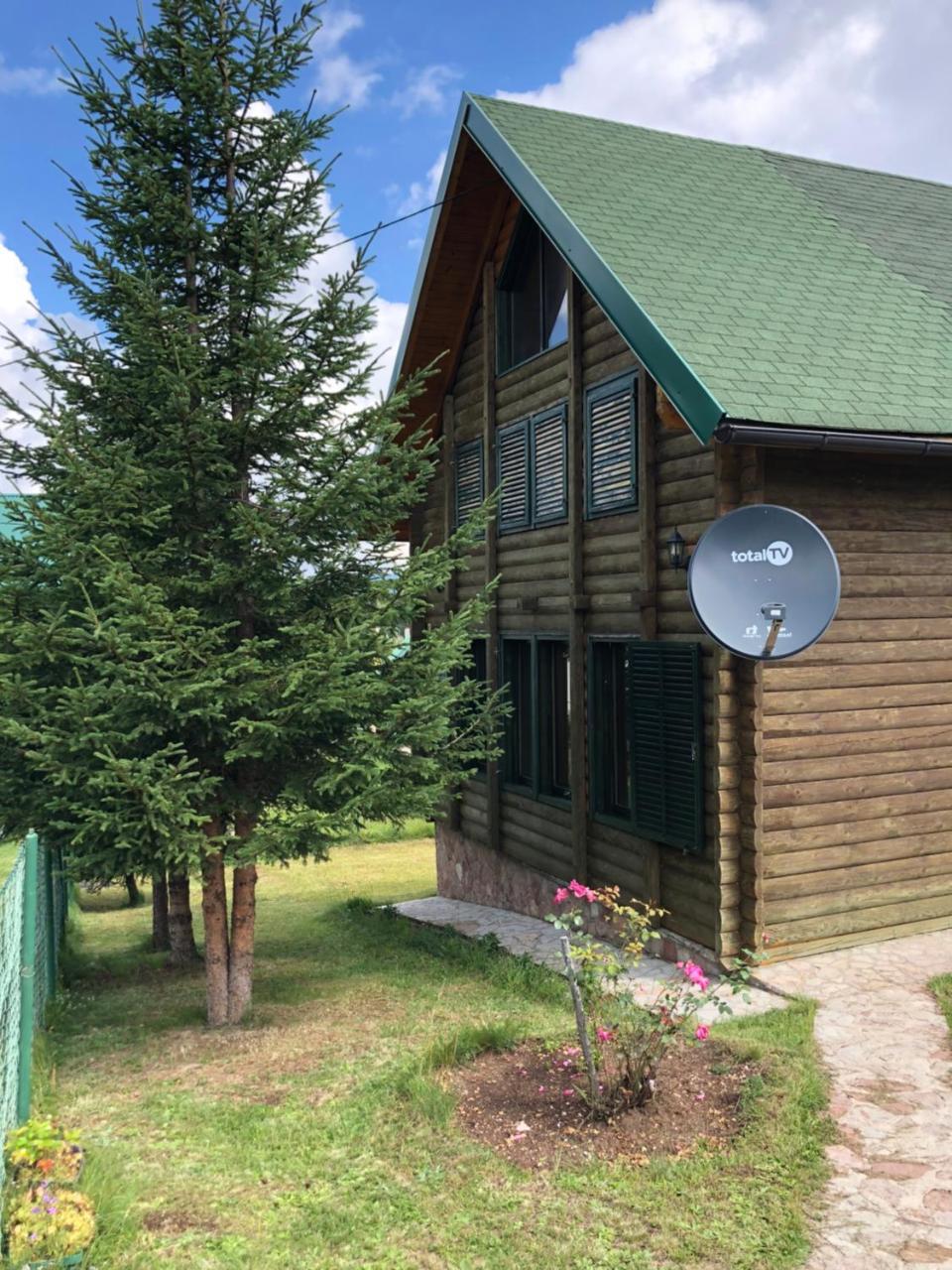 Kuca U Borju - House In Pines Apartamento Žabljak Exterior foto