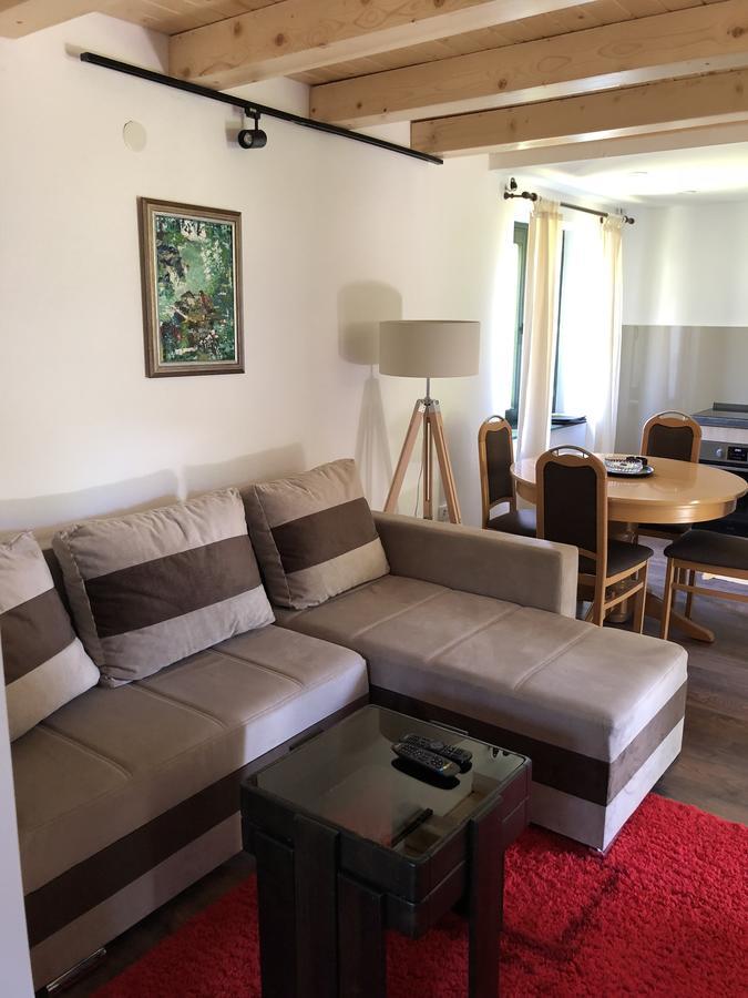 Kuca U Borju - House In Pines Apartamento Žabljak Exterior foto